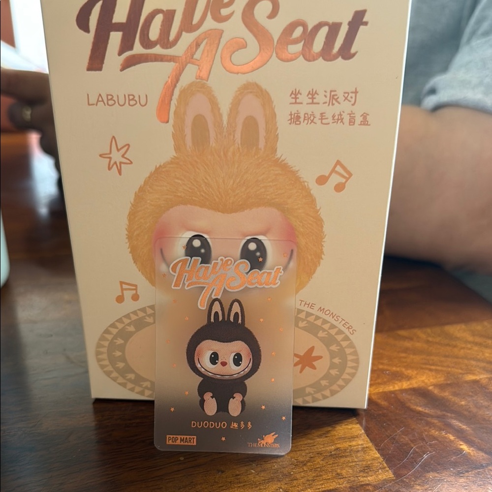 Labubu 'Have A Seat' secret DuoDuo